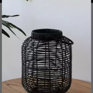 Fanal alto de palma negro con porta vela de vidrio