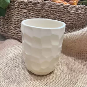 Florero multifacetado cerámica 11cm alto x 8 de diámetro